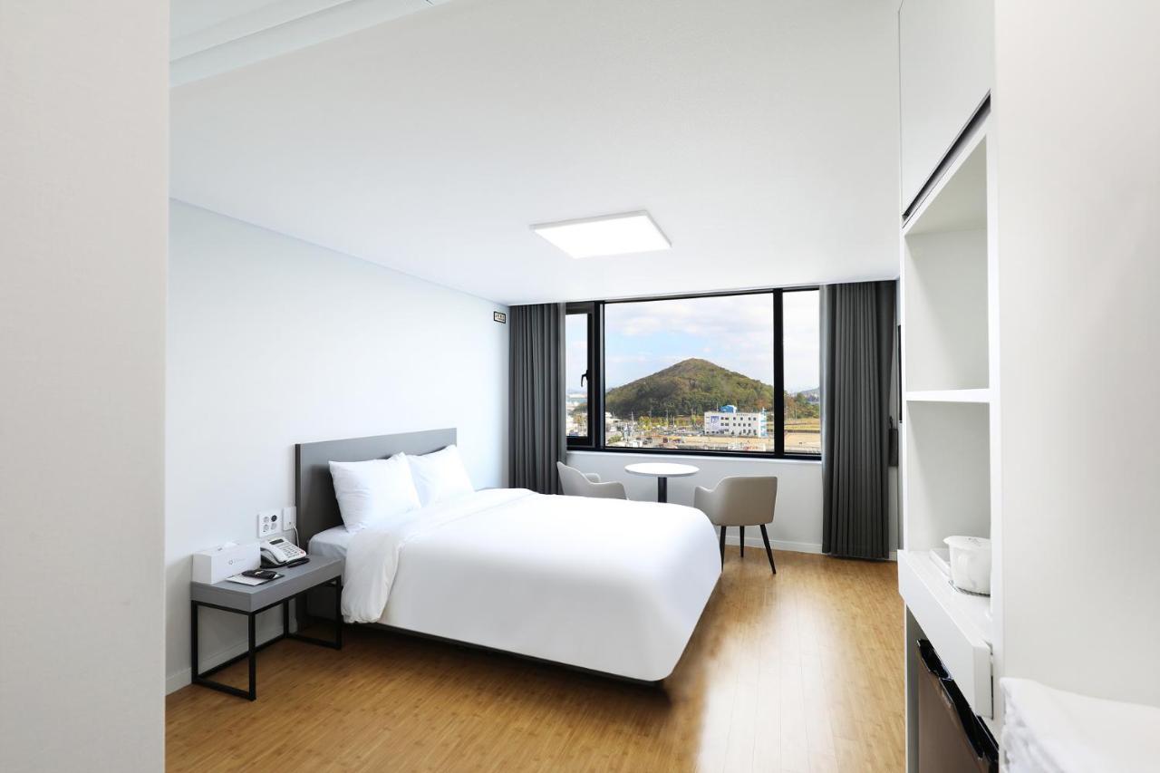 Mokpo Ocean Hotel מראה חיצוני תמונה