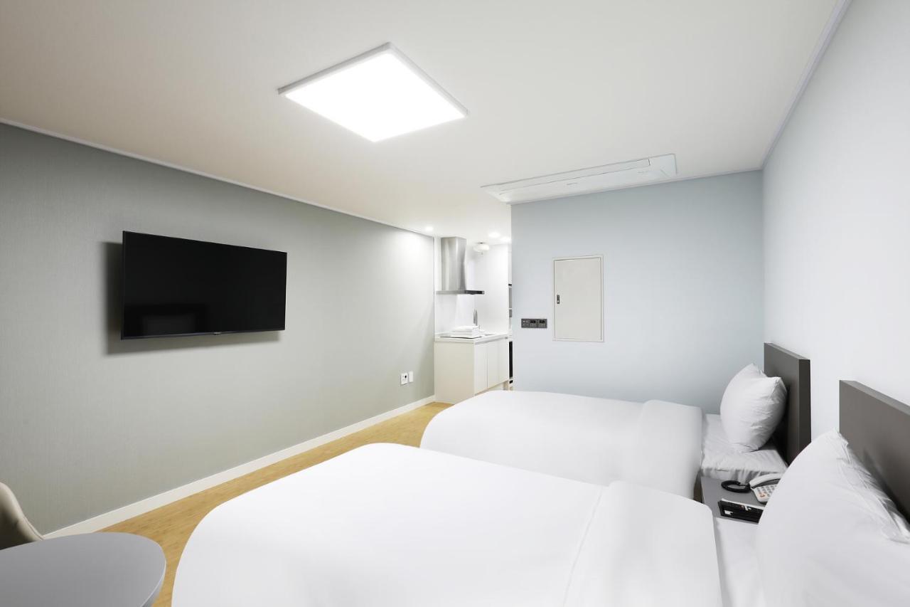 Mokpo Ocean Hotel מראה חיצוני תמונה