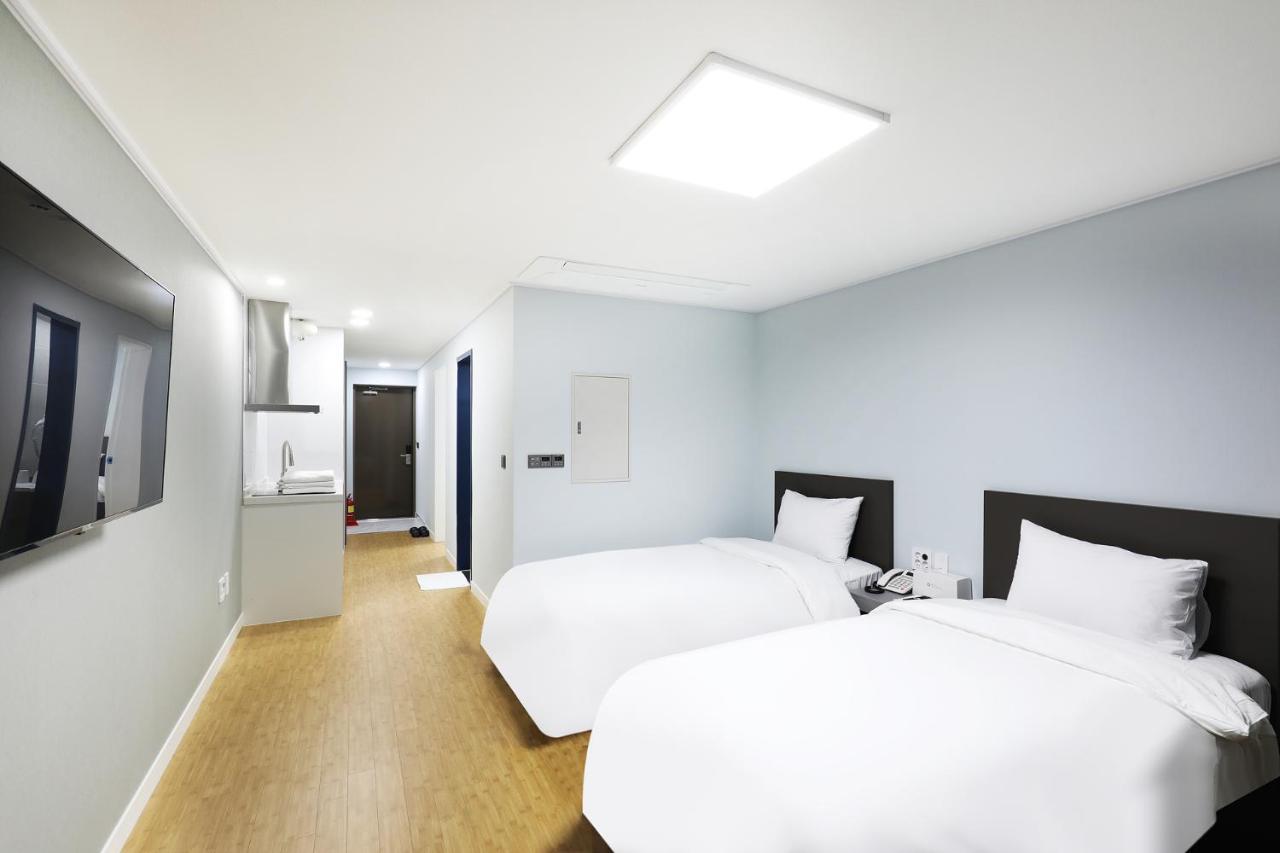 Mokpo Ocean Hotel מראה חיצוני תמונה